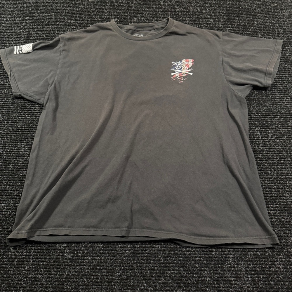 Howitzer Patriot MFG Co Mens 1776 We The People Graphic T-Shirt Faded Black XXL